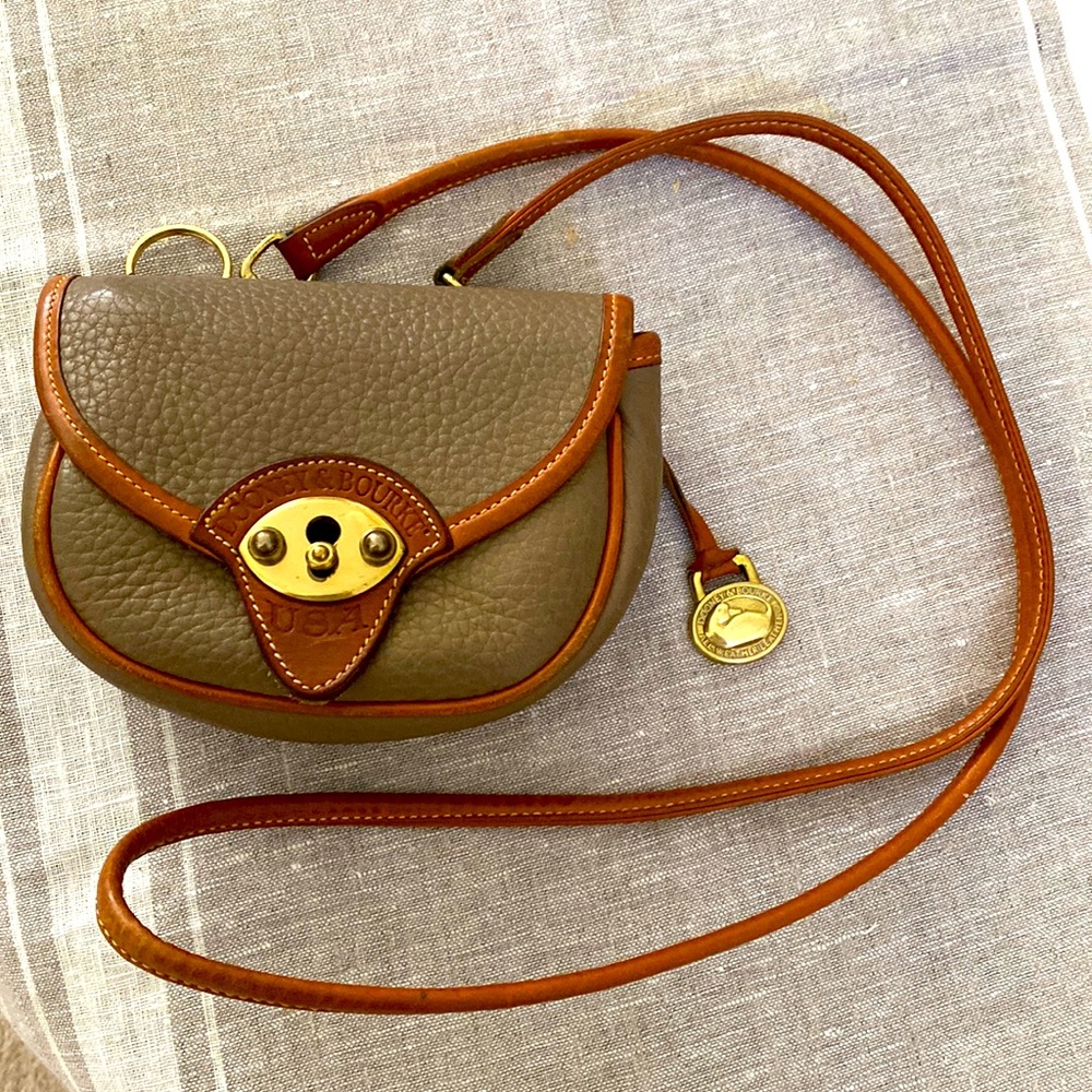 Vintage Dooney & Bourke taupe leather small crossbody/ belt bag